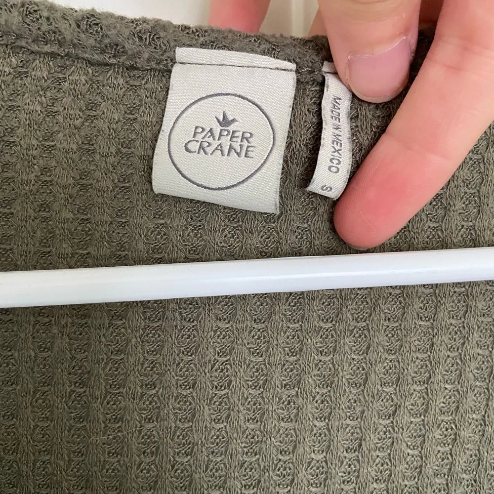 NWOT | Paper Crane‎ women’s knit long sleeve tied top — small - Image 2