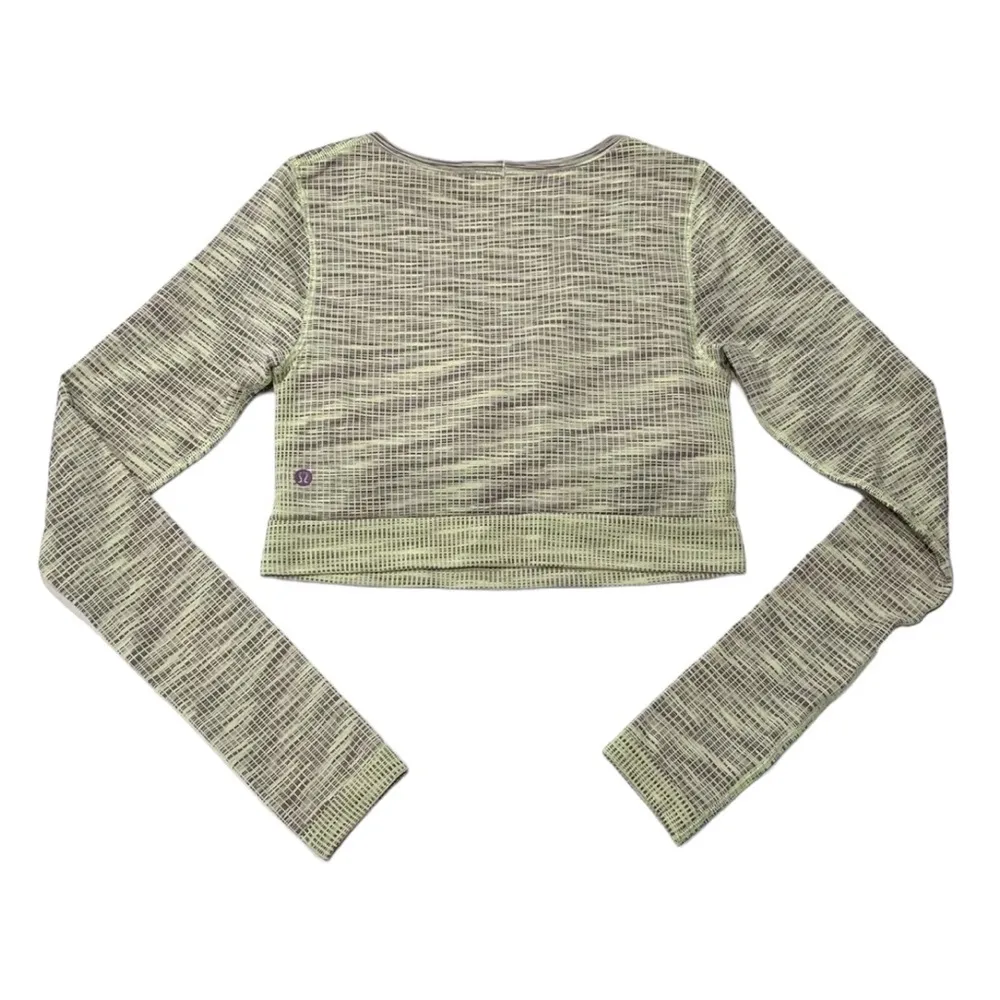 Lululemon Ebb to Street Long Sleeve Shirt size 10 - Image 4