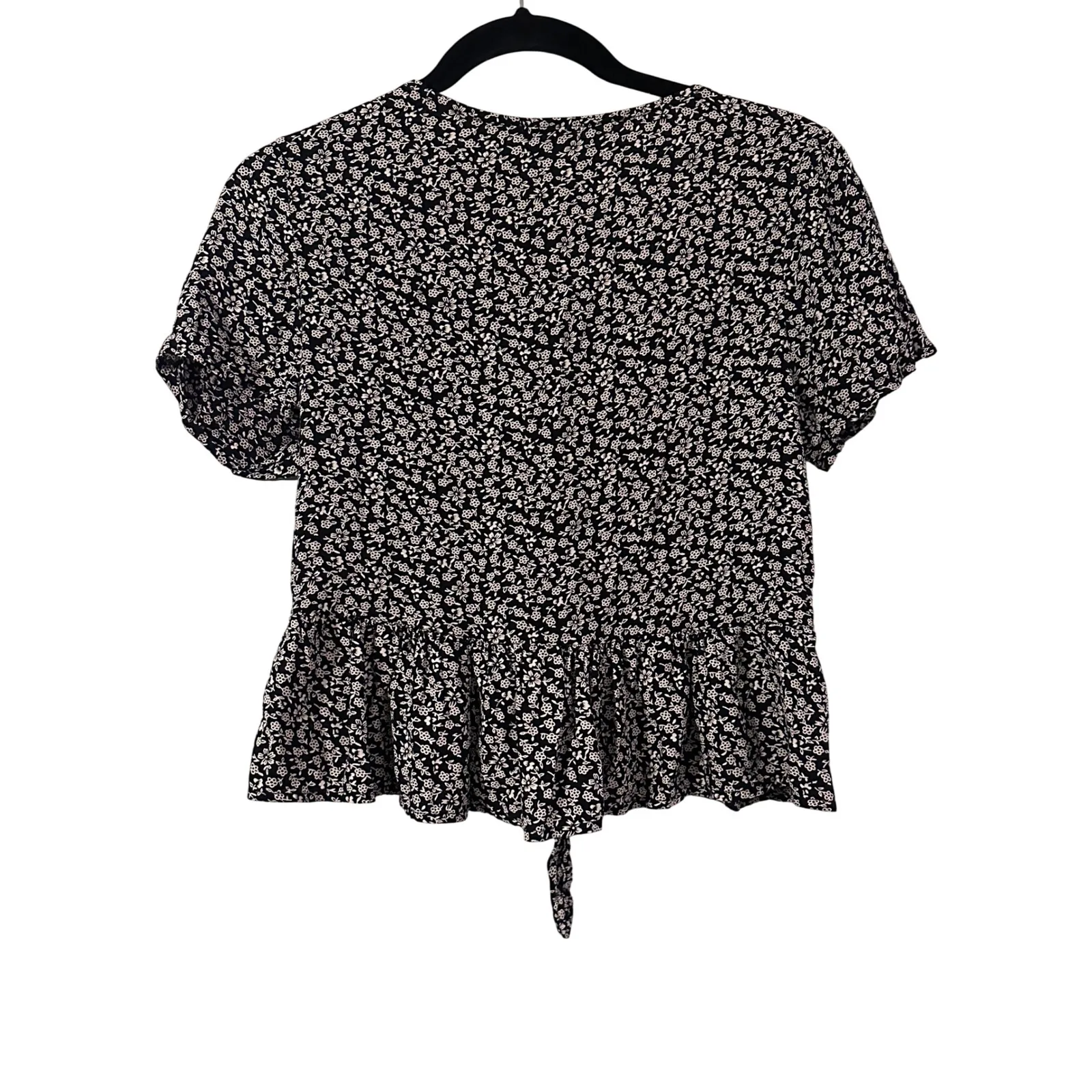 Brandy Melville Black Floral Tie Front Peplum Blouse Short Sleeve‎ Women's Top - Image 2