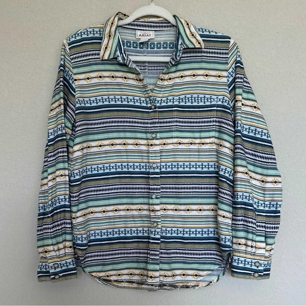 ARIAT WOMEN'S BUTTON UP Aztec SUNNY SHIRT - Image 2