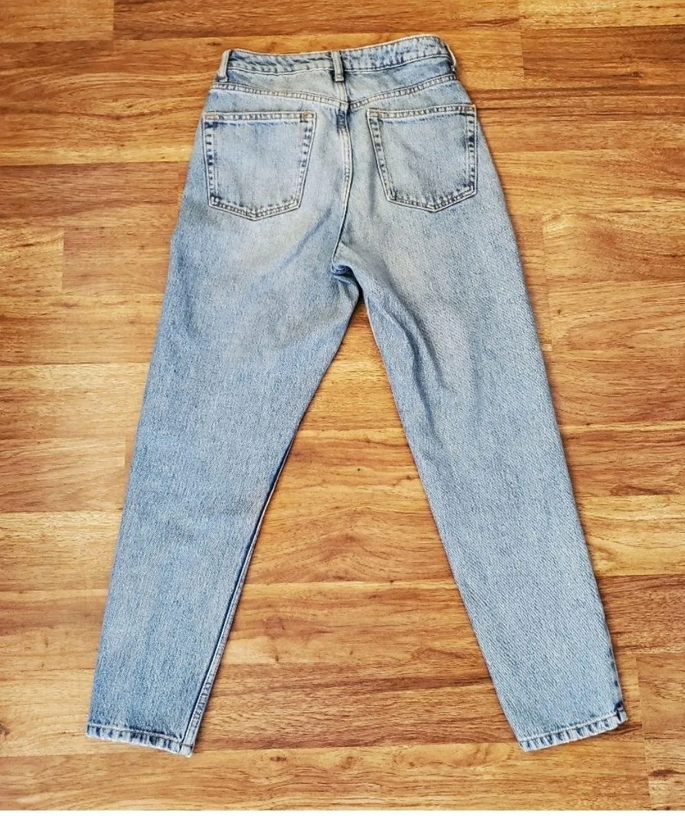 Mom Jeans With Tapered Waist  - Image 6