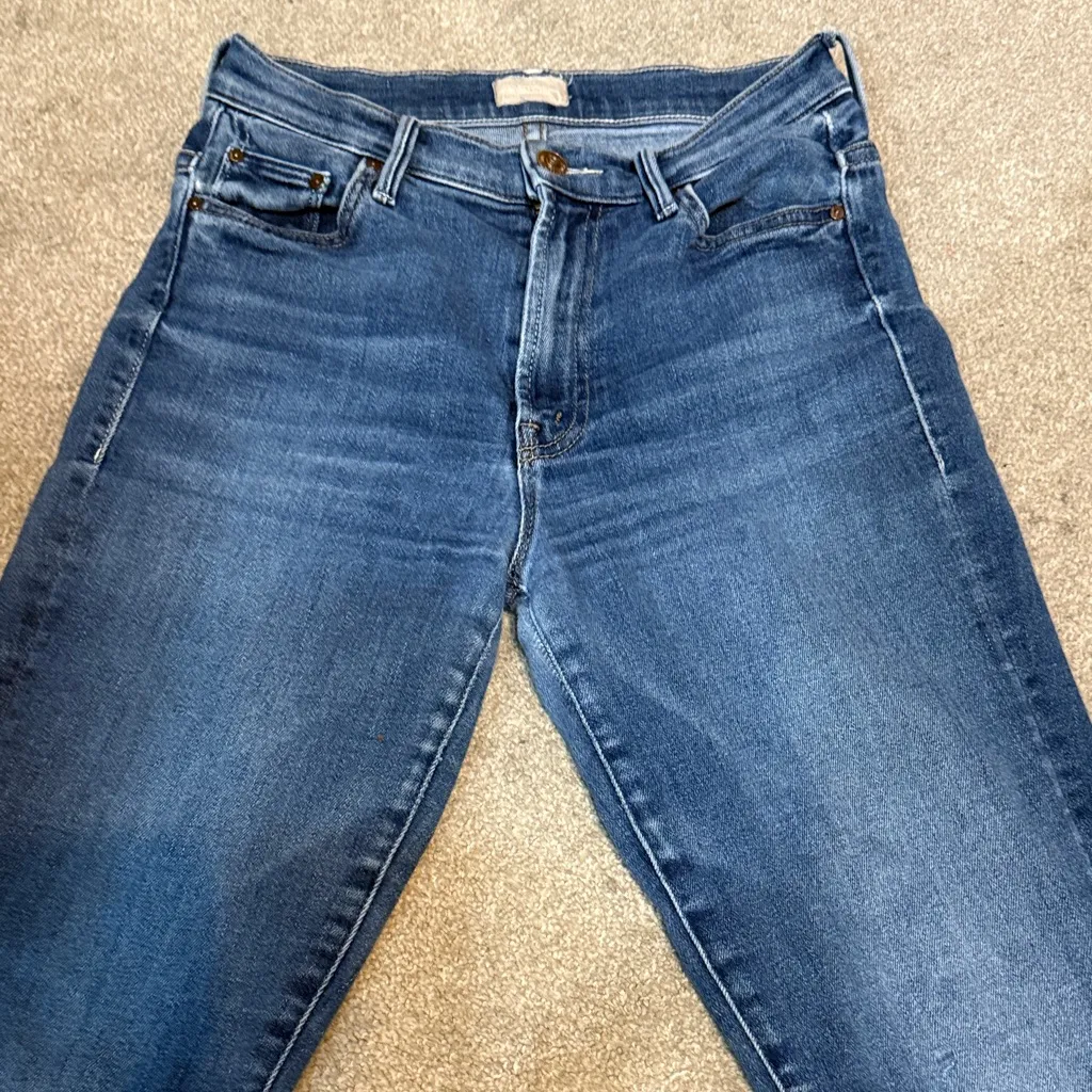 Woman’s Mothers Classic Blue Jeans Raw Hem Size 26 Insider Crop Step Fray Sassy - Image 2
