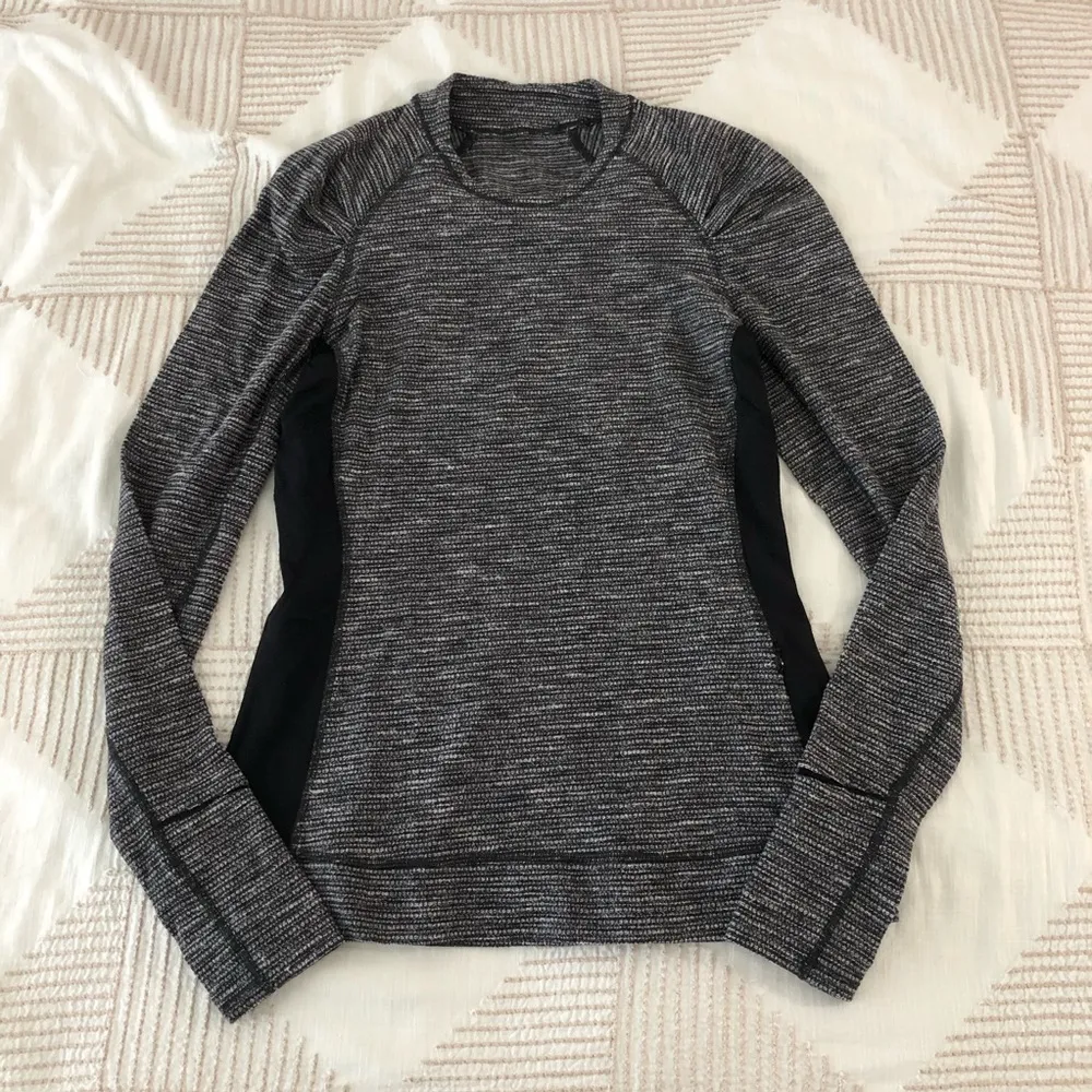 Lululemon Think Fast Run Long Sleeve Top Grey Black Small 6 - Image 3