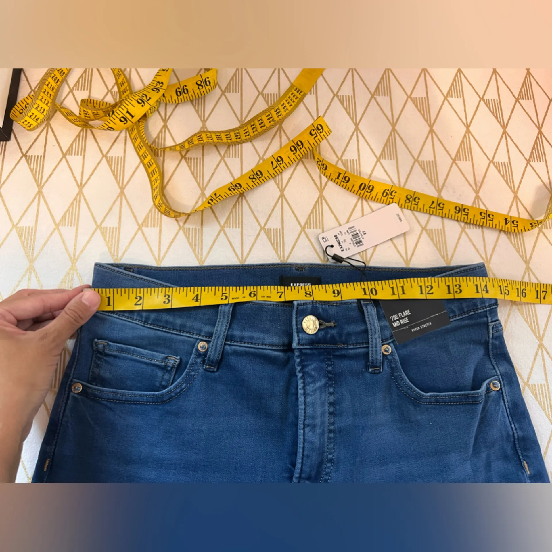 Express NWT 70’s Boot Cut Flare Mid Rise Hyper Stretch Denim Jeans Size 8 - Image 8