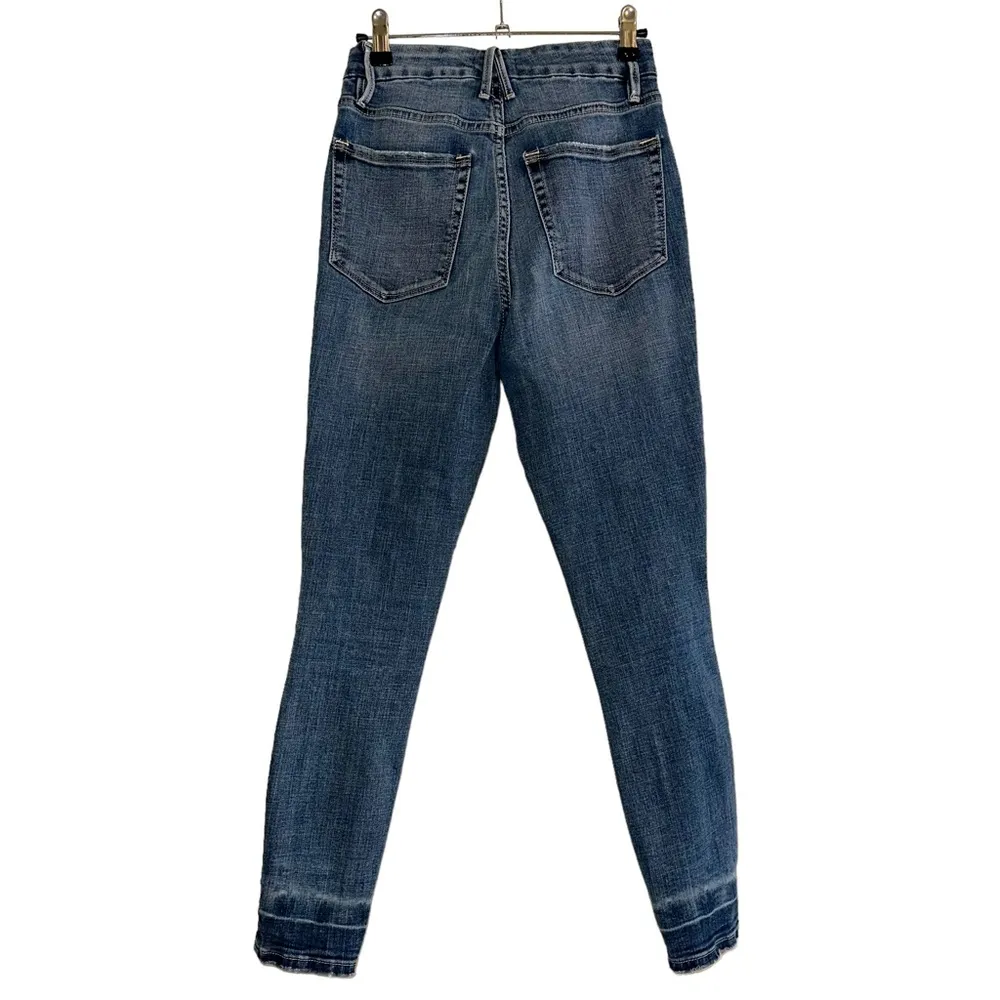 Good American Good Waist Destroyed High Rise Cropped Jeans in Blue634 4/27 - Image 4