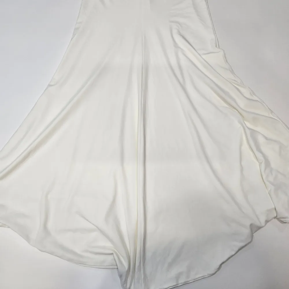 Nookie  x REVOLVE Illegal Halter Gown in White - Image 10