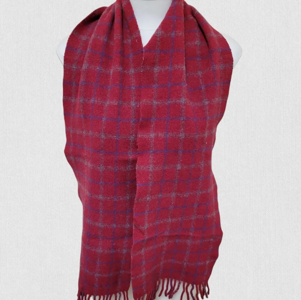 Gap red plaid lambs wool fringed rectangle scarf - Image 5