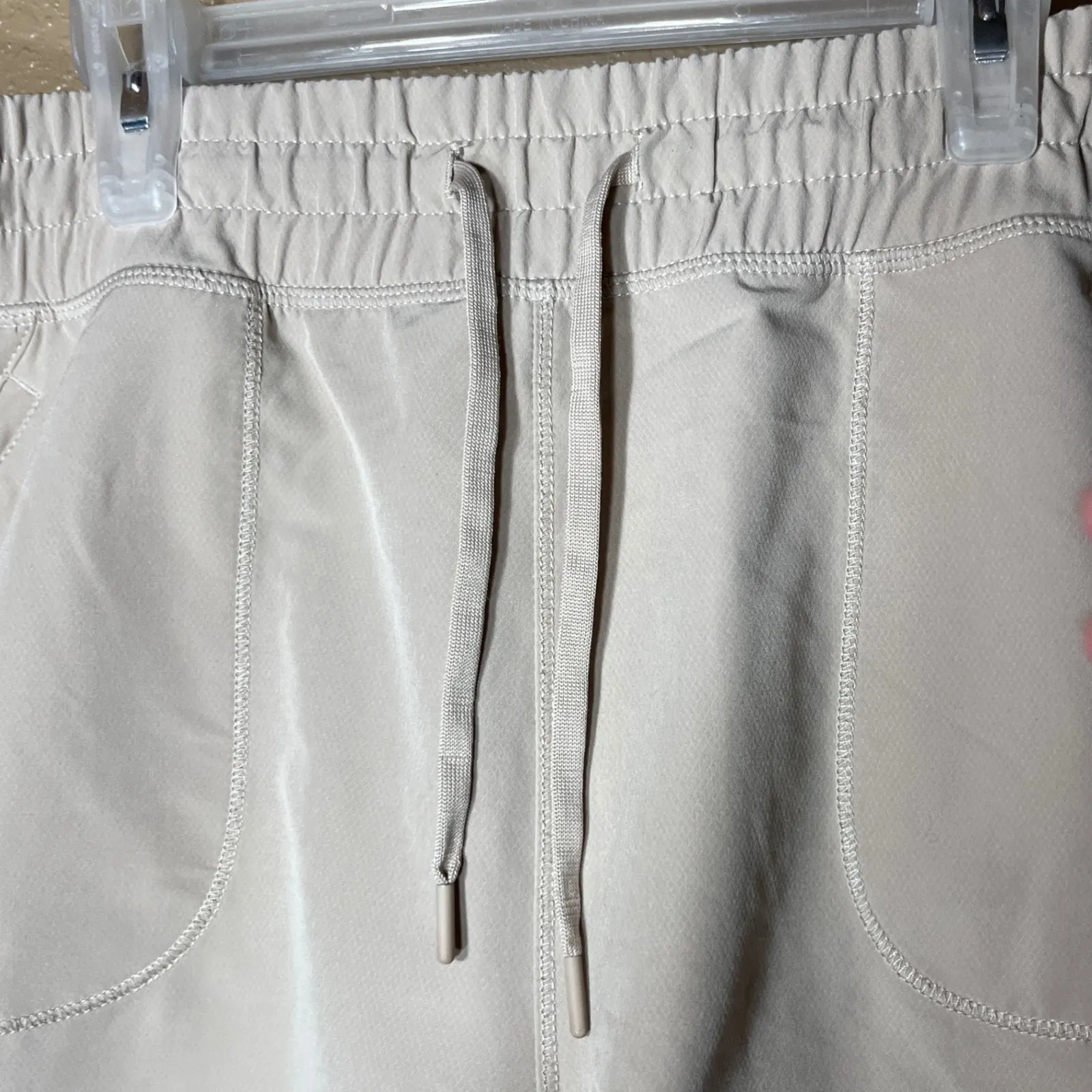 Tangerine Cream Drawstring Elastic Waist Zipper Pocket Athletic Shorts XXL - Image 3