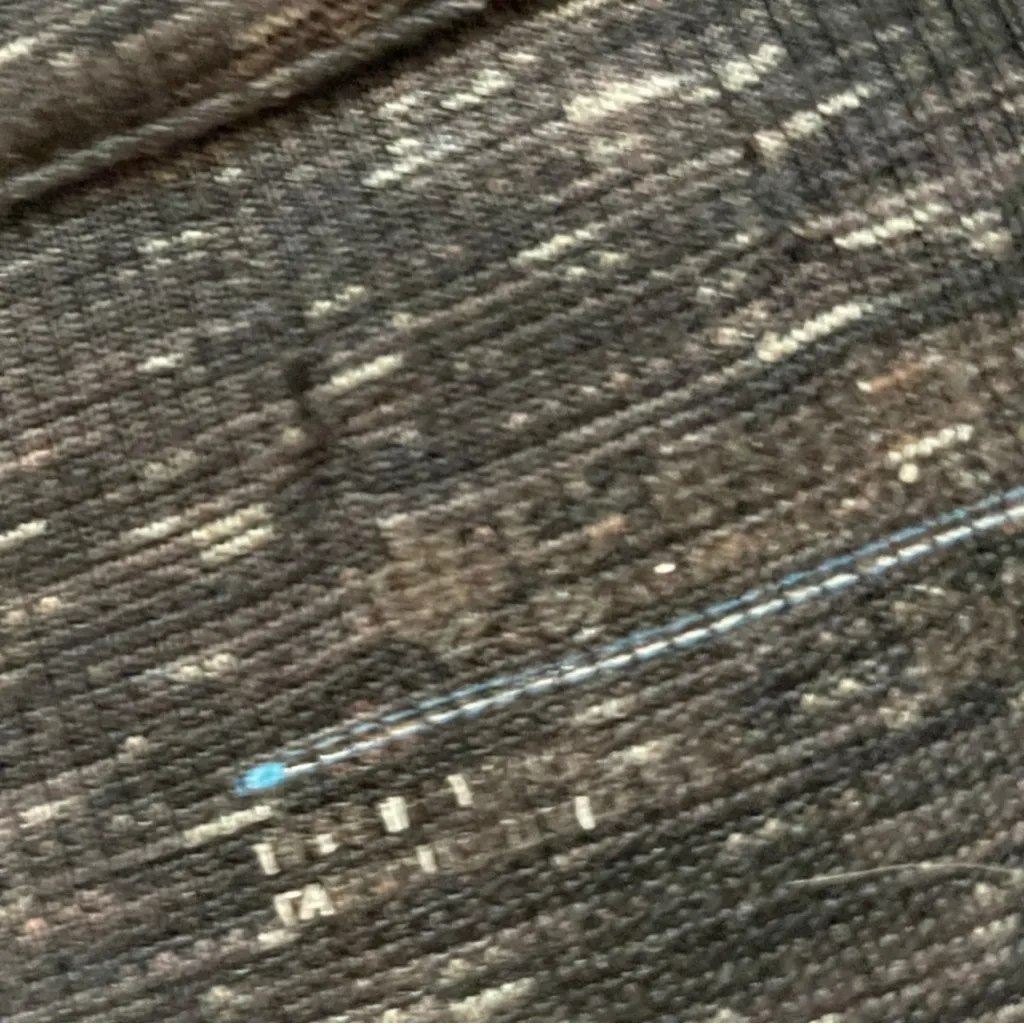 Columbia Quarter-Zip Heather Gray Long Sleeve Top - Image 8