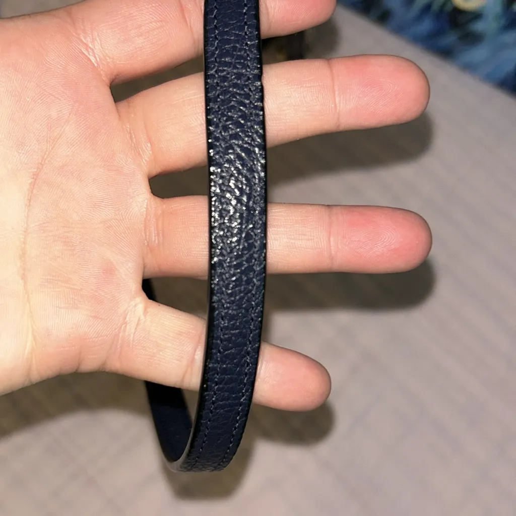 Coach Navy Pebbled Leather w Gold Metal Chain Accented Crossbody Bag - Image 3