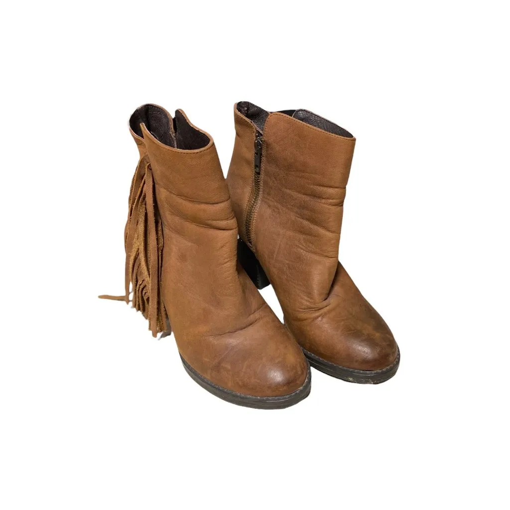 Steve Madden Woodstock Boots Beige size 7.5 - Image 2