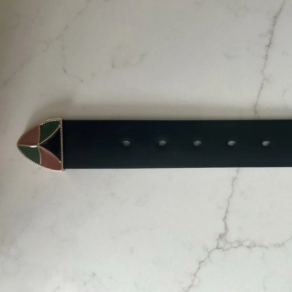 Jessica Simpson Women’s Belt Size Large Color: Black Mosaic NEW! - Image 4