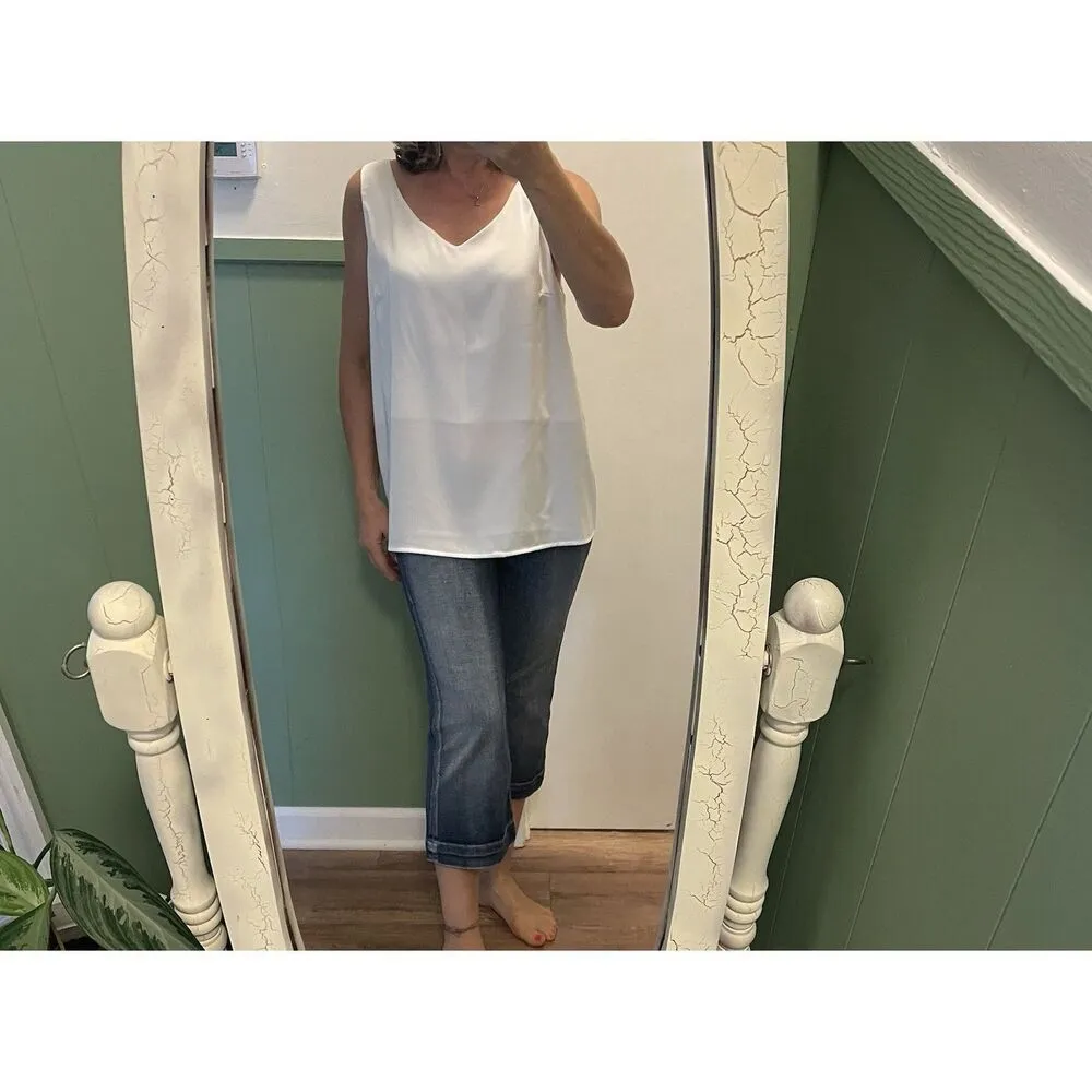 Ekouaer Ivory Satin Tank Top M Sleeveless V Neck Lined Camisole Blouse Elegant - Image 8