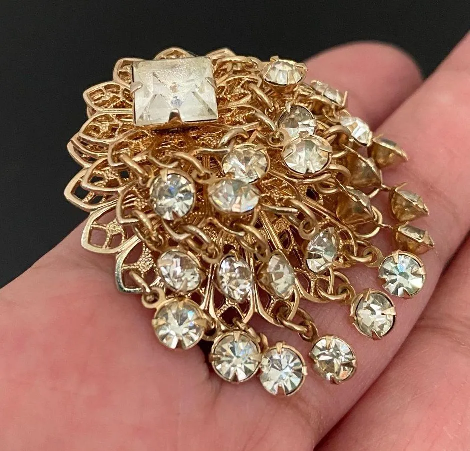 Unique Vintage Gold-tone Rhinestones Waterfall Ornate Clip On Earrings 22g - Image 8