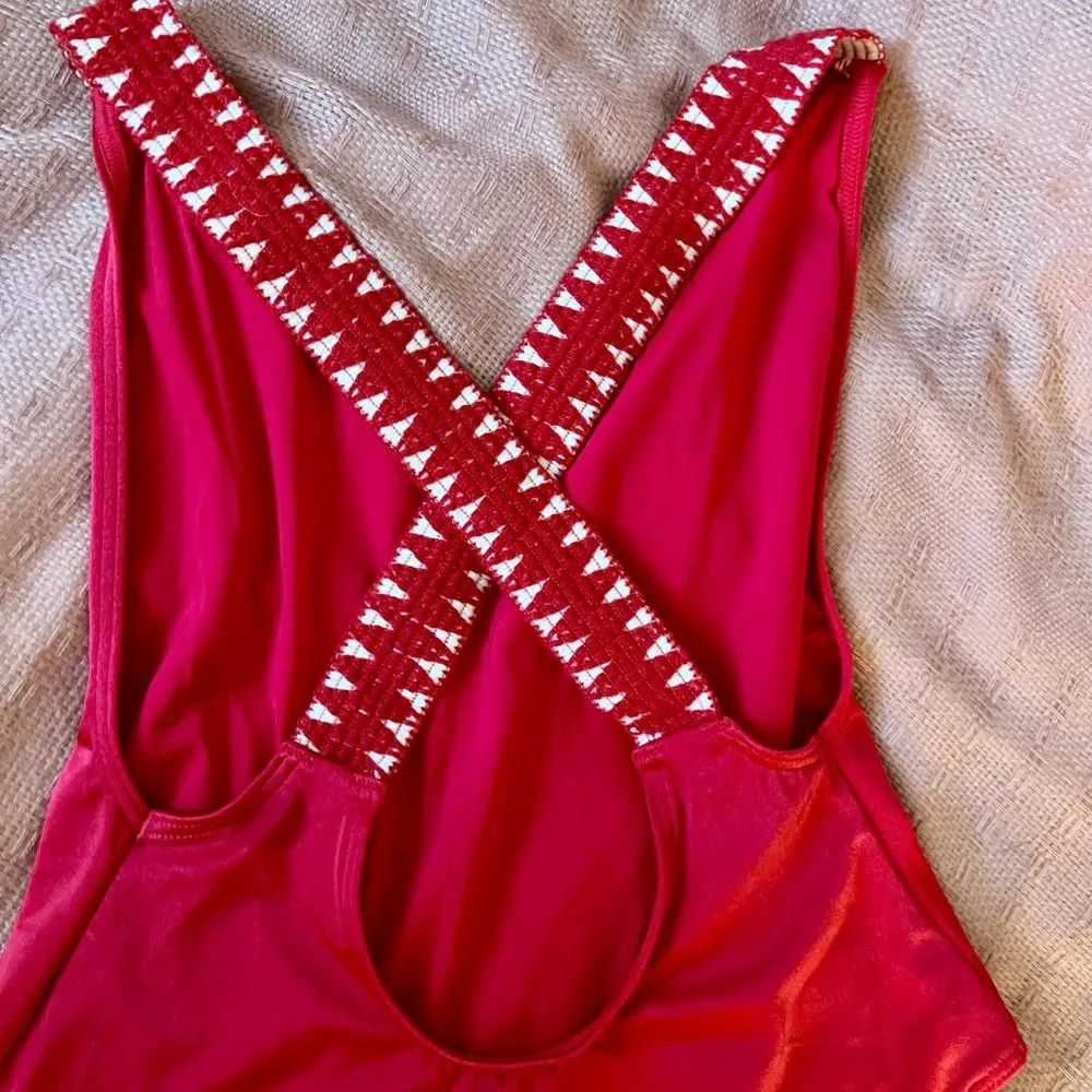 TOPSHOP Chevron Trim Cross Back Swimsuit size 8 - Image 4
