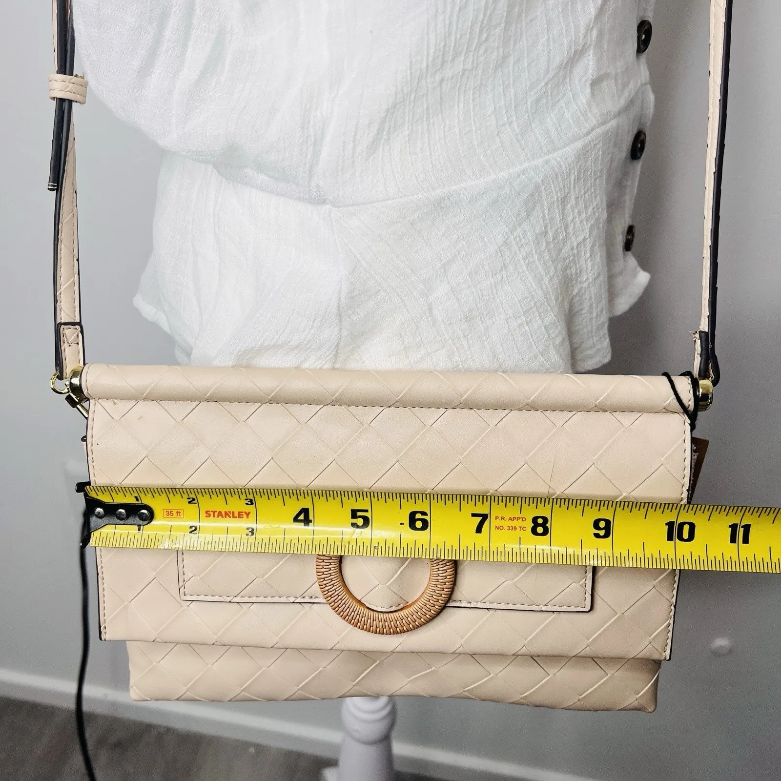 NWT Steve Madden Purse Light Tan Shoulder Woven Design - Image 9