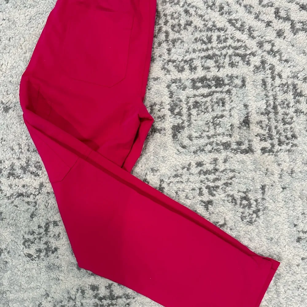 NWT  Yola Skinny Scrub Pants- High Waist - Image 4