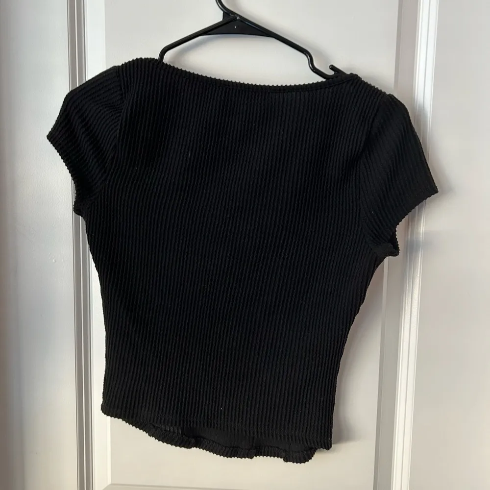 LUSH Ribbed Black Top - Image 3
