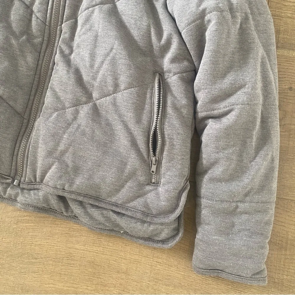 Three Dots  gray quilted full zip up bomber jacket - Image 2