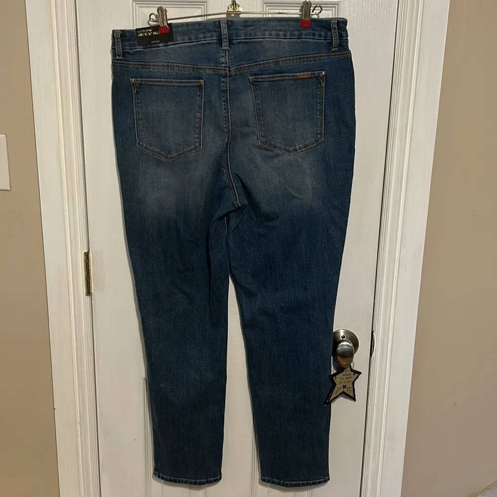 Chico’s So Slimming Girlfriend Ankle Jean - Image 3