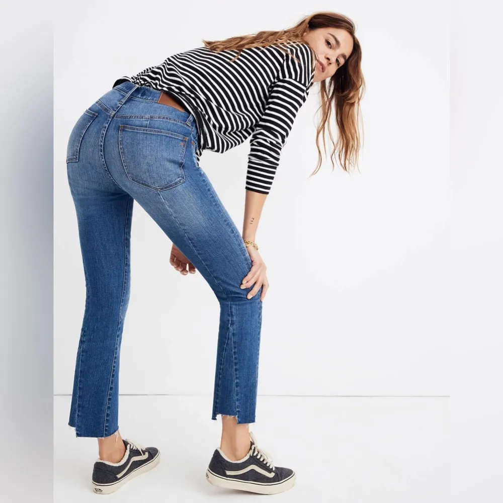 - Cali Demi-Boot Jeans in Kemper Wash: Back-Seam Edition | Sz 24 - Image 3