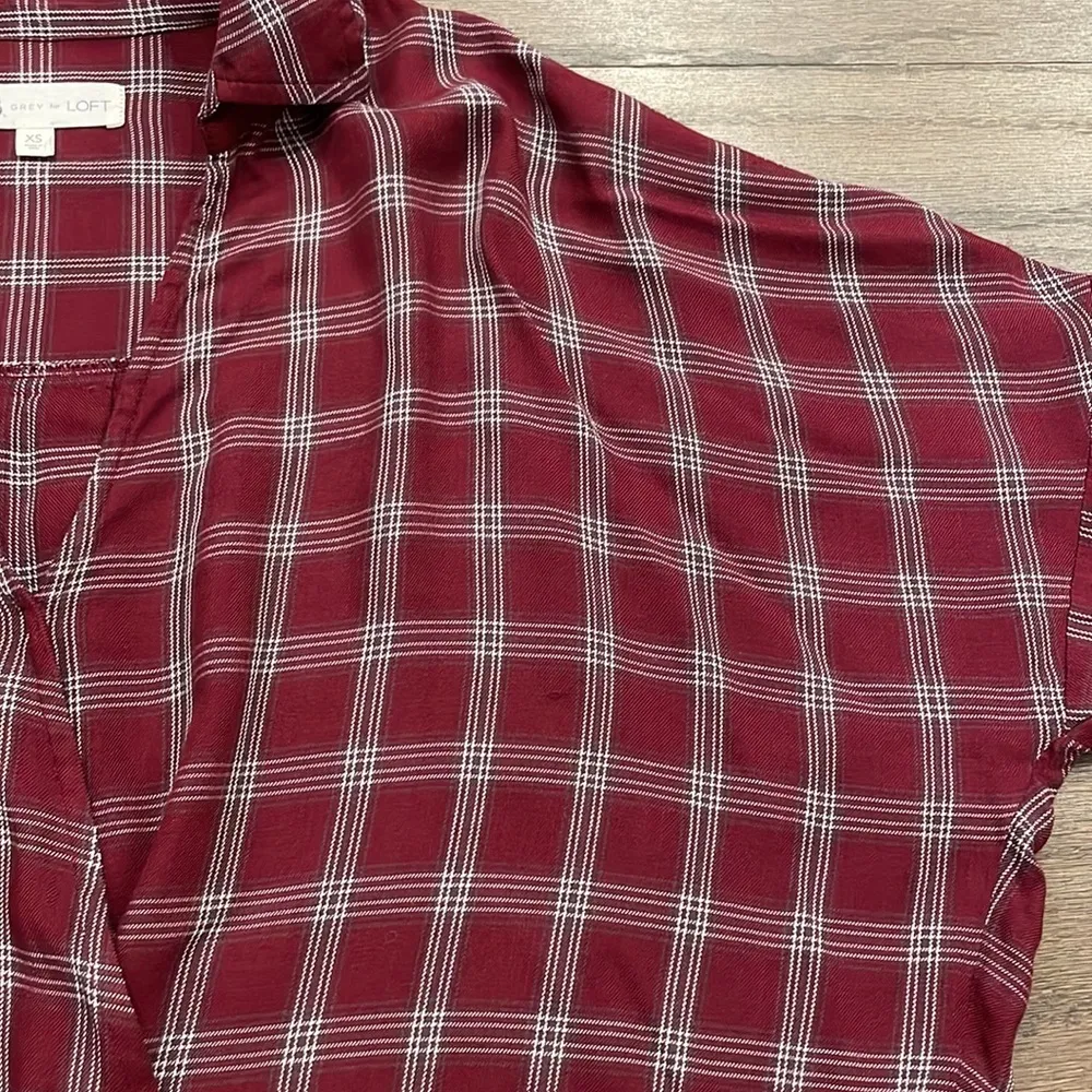 NWOT Lou & Grey Red and White Plaid Top - Size XS - Image 9
