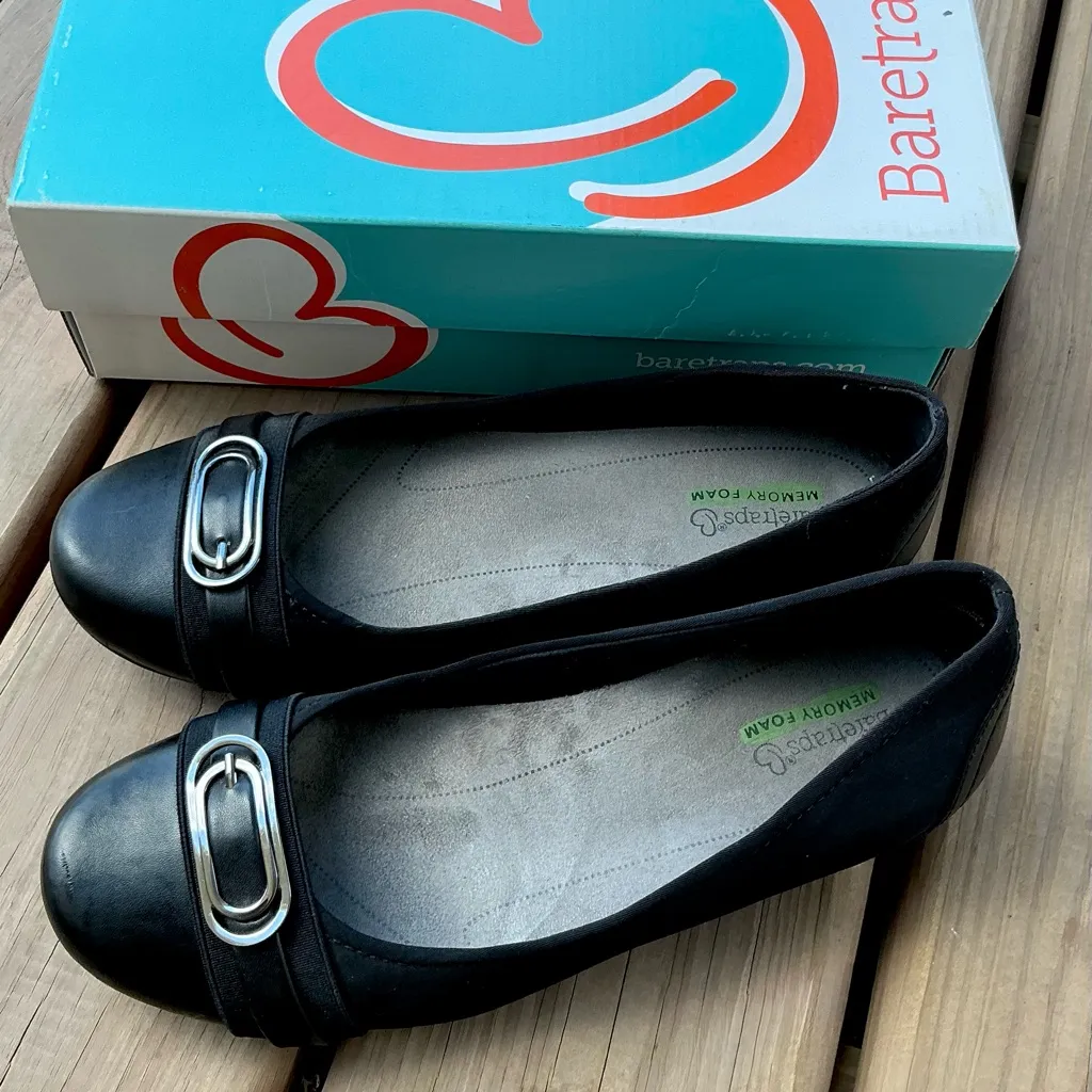 BARE TRAPS loafers 🖤🖤 - Image 8