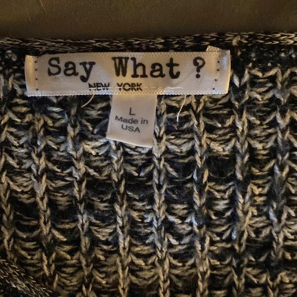 Women’s oversized sweater size large - Image 2