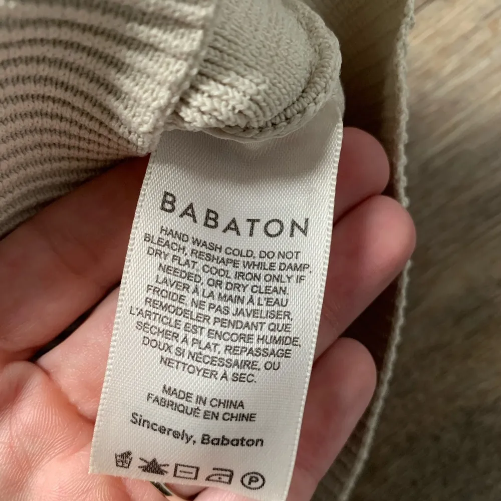 Aritzia Babaton Cream One-Shoulder Sculpt Knit Ribbed Crop Top S - Image 3