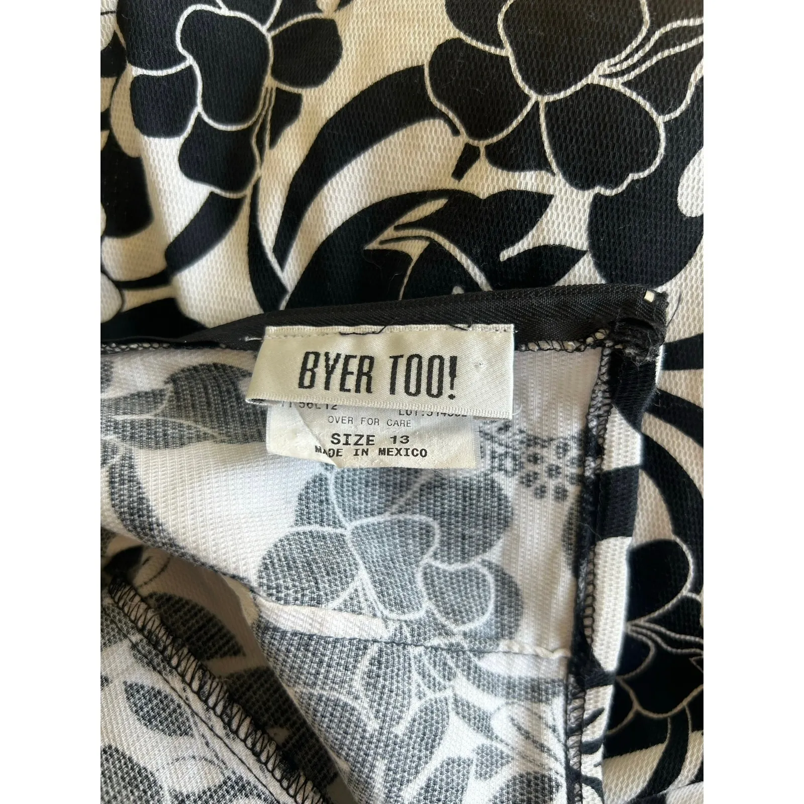 Vintage Y2K Byer Too! Hawaiin Print Halter Mini Dress Black & White 13 Beachy Size undefined - Image 8