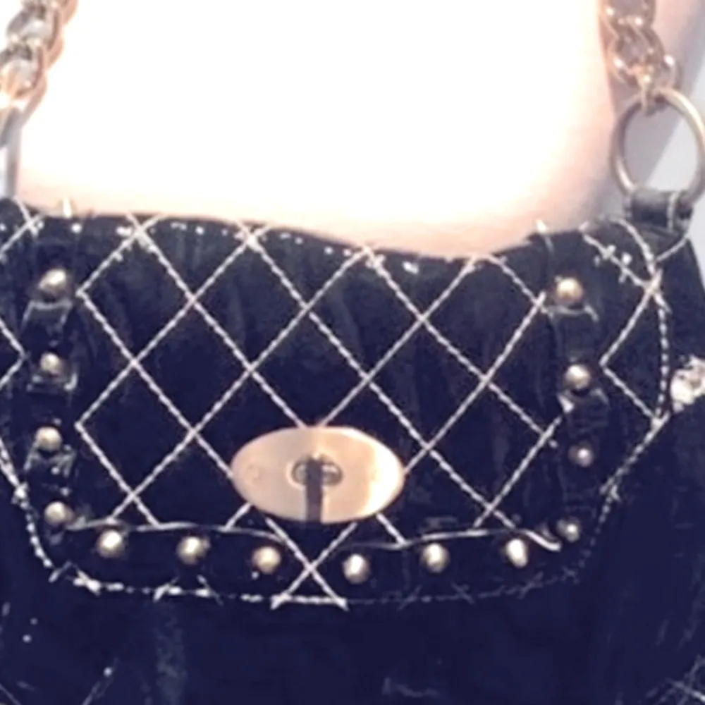 Mae and J VINTAGE Black Patent Leather Quilted Studded 12"x15" Luxury Handbag - Image 3