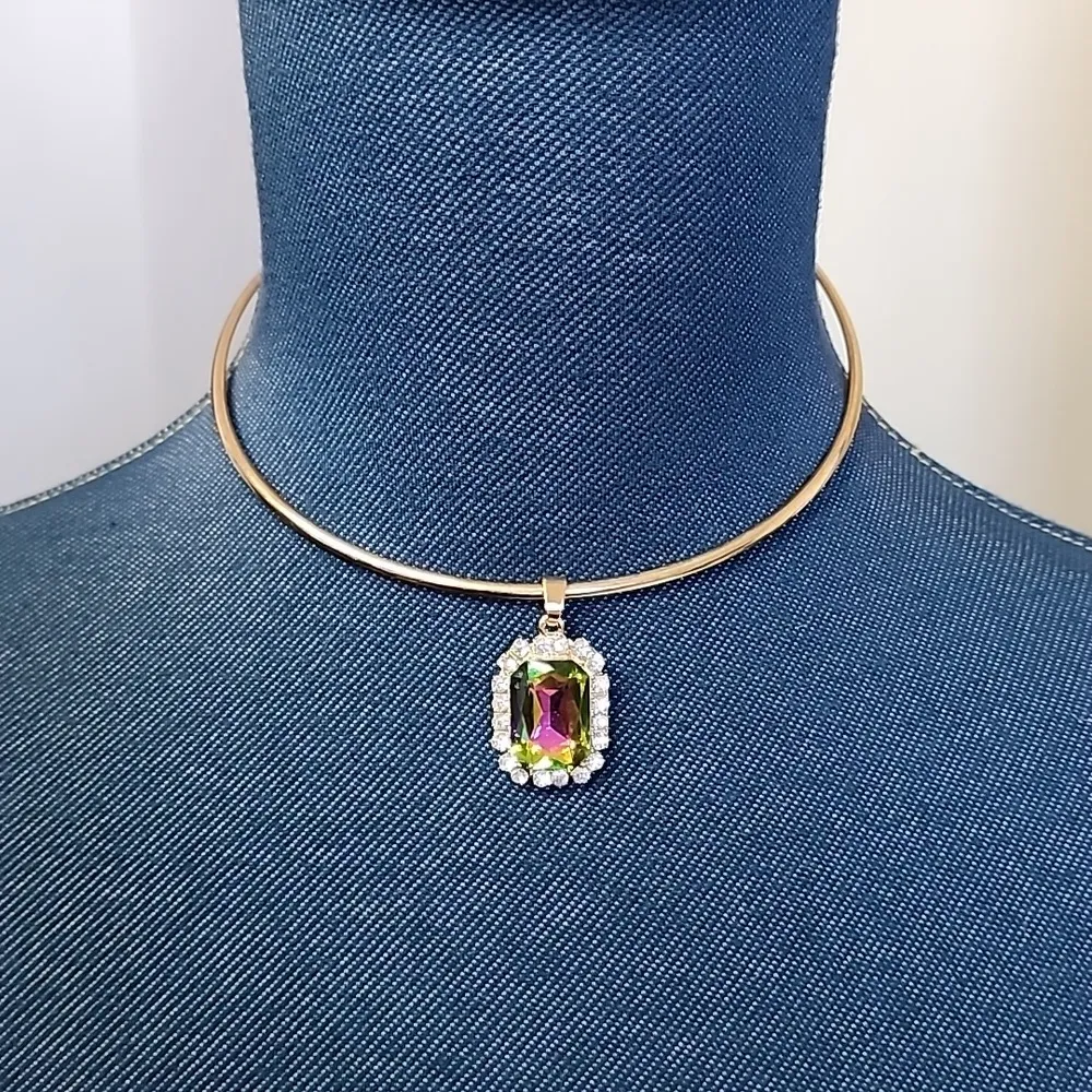 Gold Choker Necklace with Rainbow AB Square Pendant New - Image 3