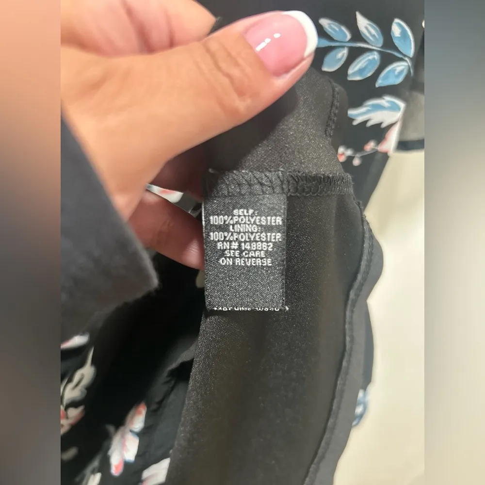 Torrid Women Plus 20 Black Floral Print Chiffon Skater Dress Shear Fabric Lined - Image 3