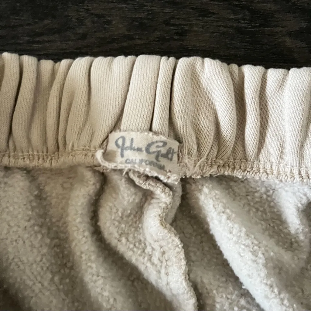 Brandy Melville  cream/tan sweatpants - Image 4