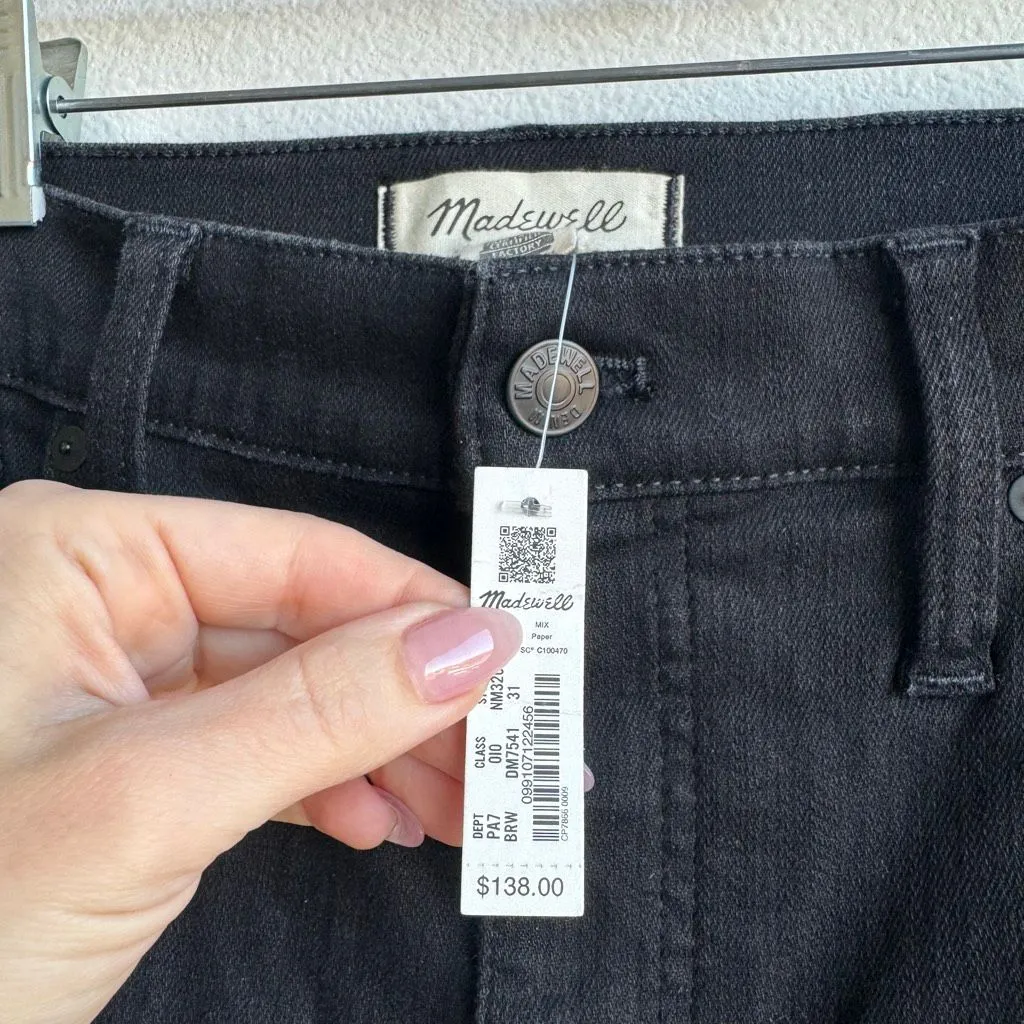 NWT Madewell Mid Rise Kick Out Flare Boot Jeans Solid Black Rinse Size 31 - Image 4