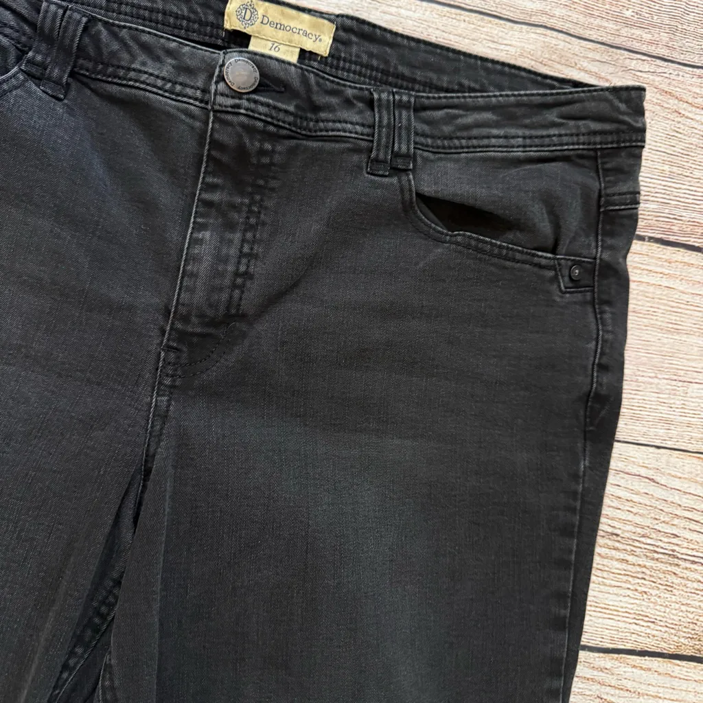 Democracy  Size 16 Black Denim Straight Leg Pants - Image 6