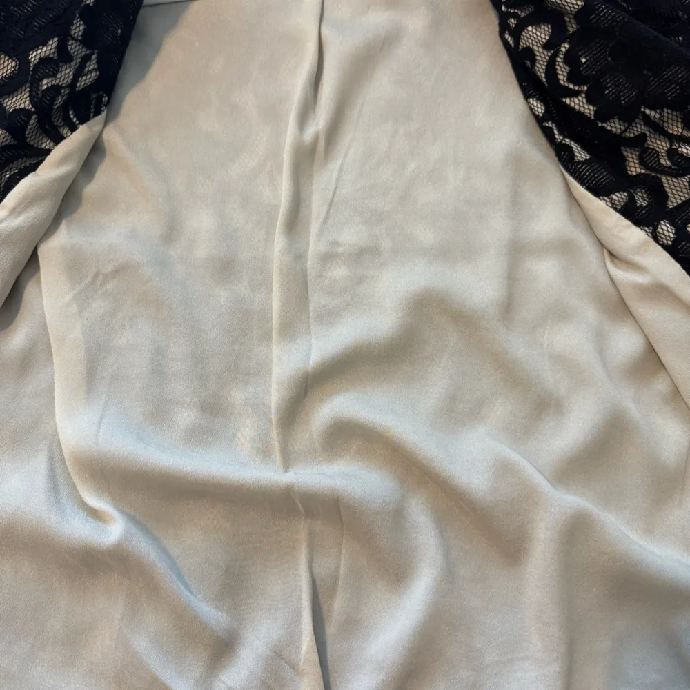 Collective Concepts Black Lace Blazer - Image 8