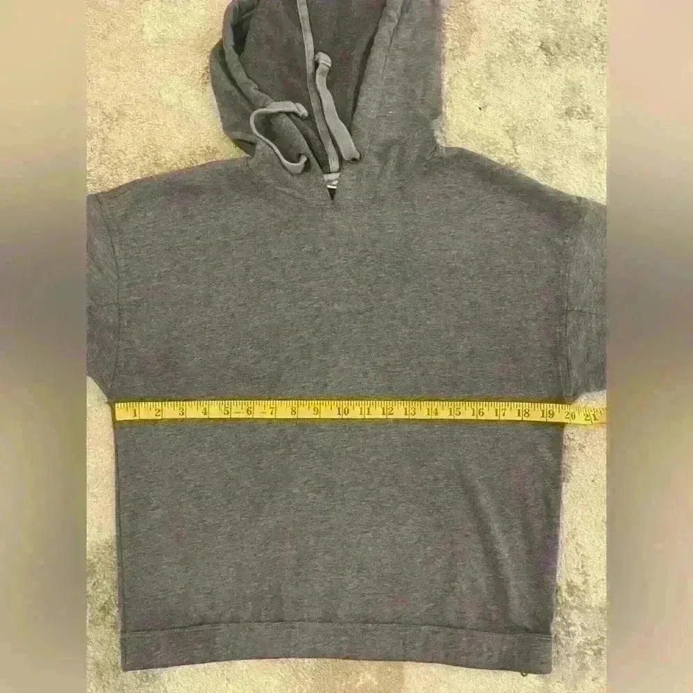 Women’s Gray Old Navy Hoodie - Image 9