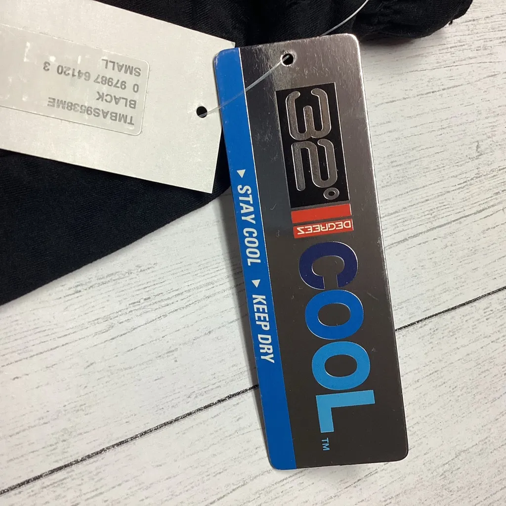 NWT 32 Degrees Cool Black Athletic Shorts Size Small - Image 4