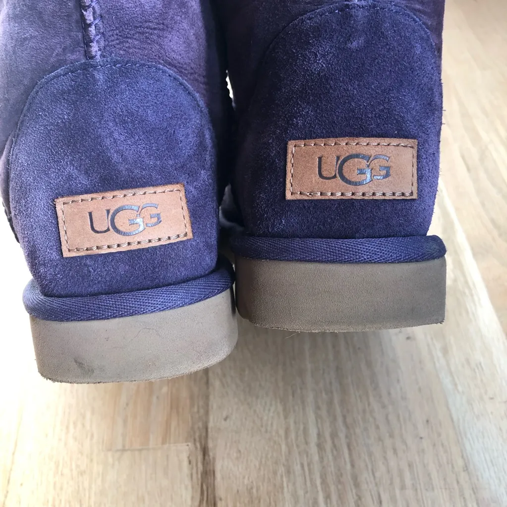 purple UGGS Short II women’s size 8 - Image 7