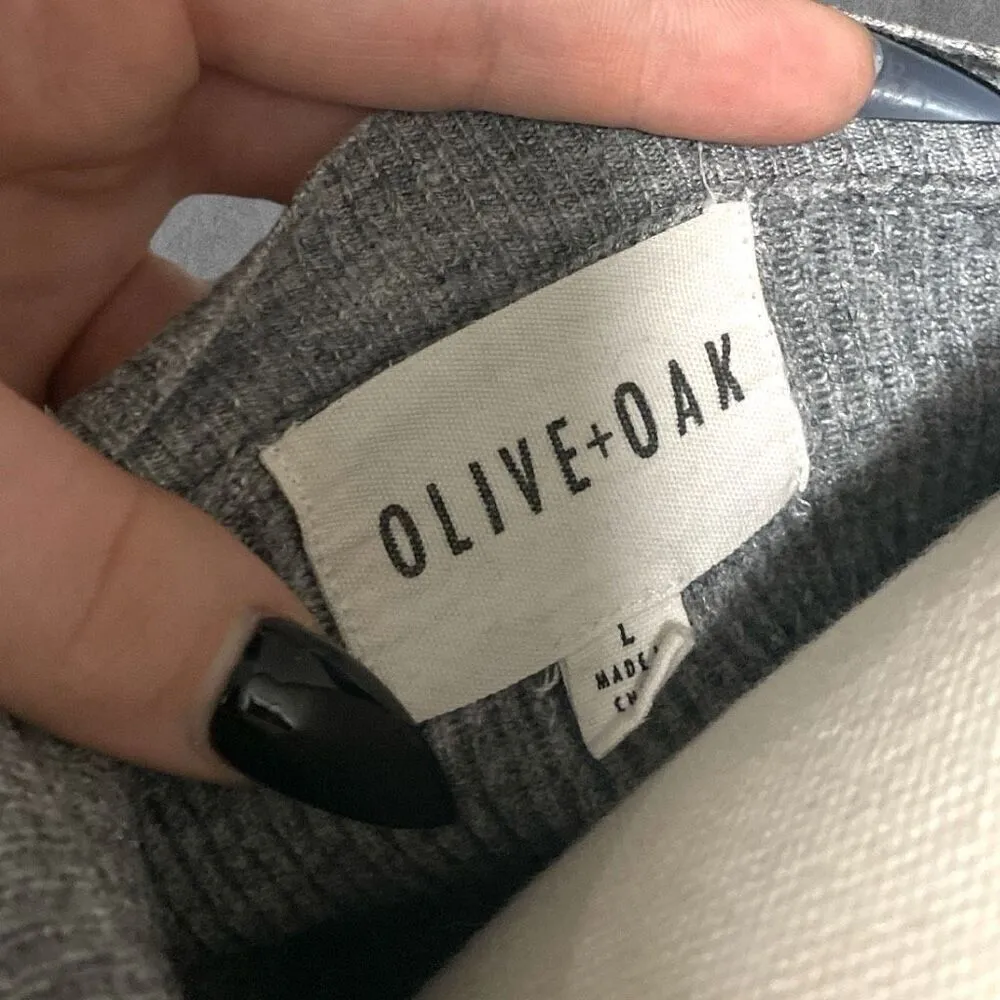 OLIVE + OAK | Light Gray V-Neck Ribbed Notch Pullover Sweater Size L - Image 3