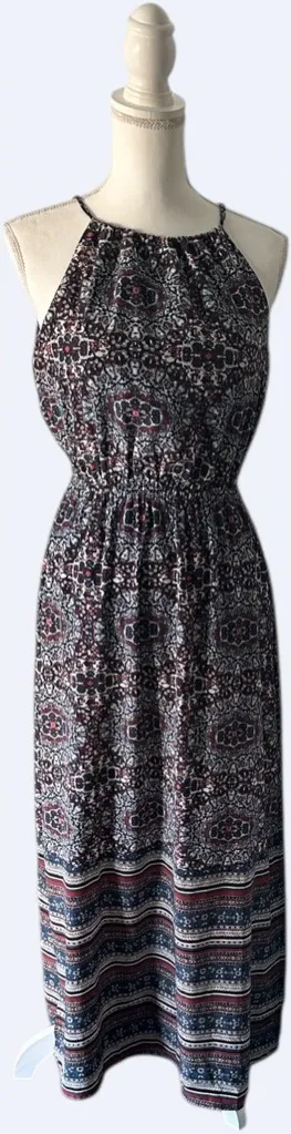 Athleta Black and Blue Patterned Maxi Dress - Image 1