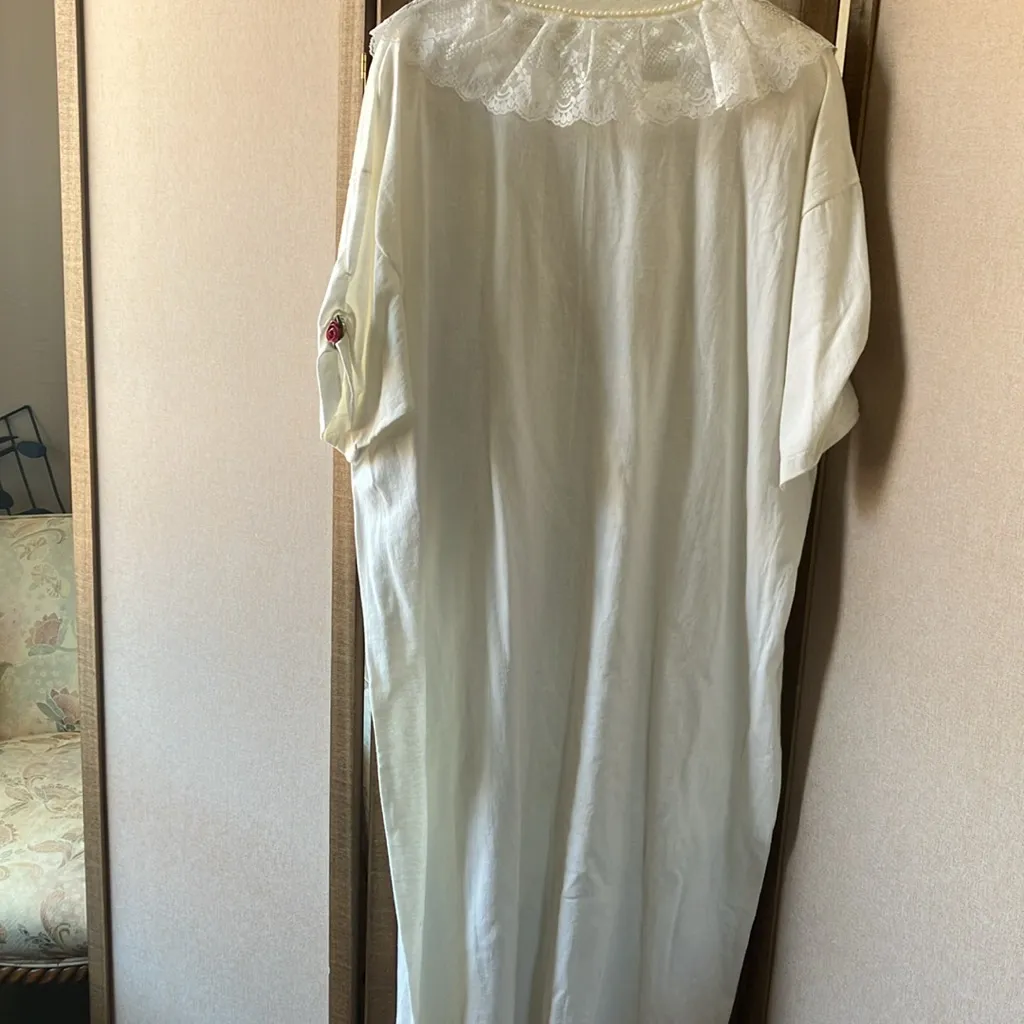 FINAL MARKDOWN Decorative White swimsuit coverup osfm - Image 9