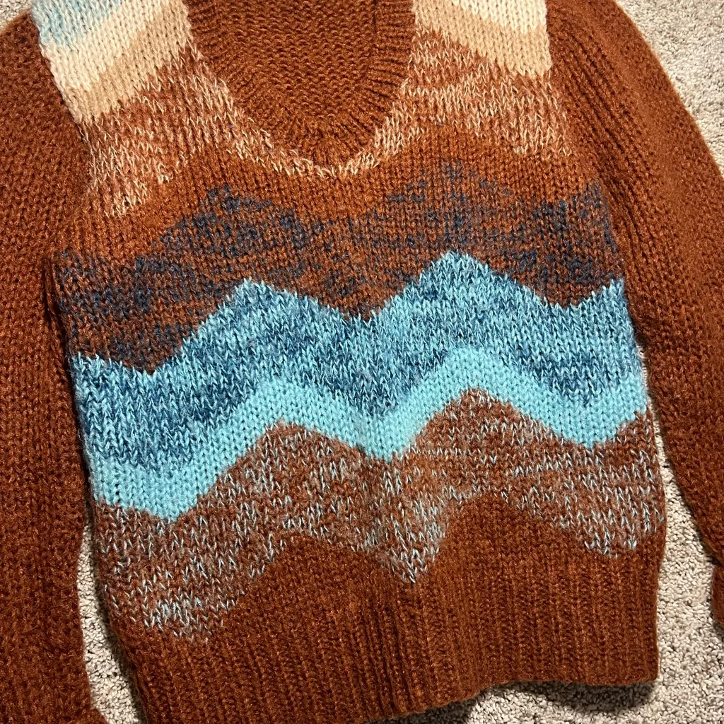 Folk Women's V - Image 2