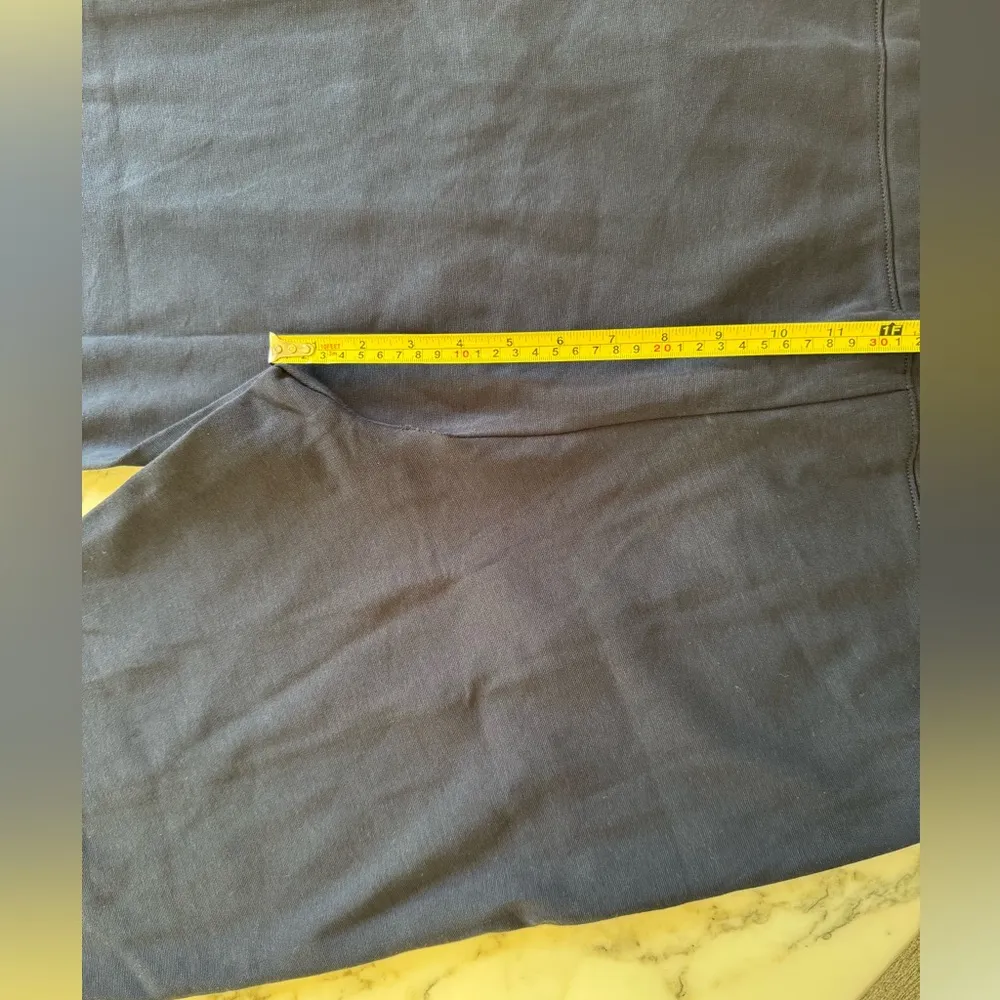 NWT J. Crew Navy Blue Pintuck Sweatpants L 1” seam separation in back easy fix - Image 13