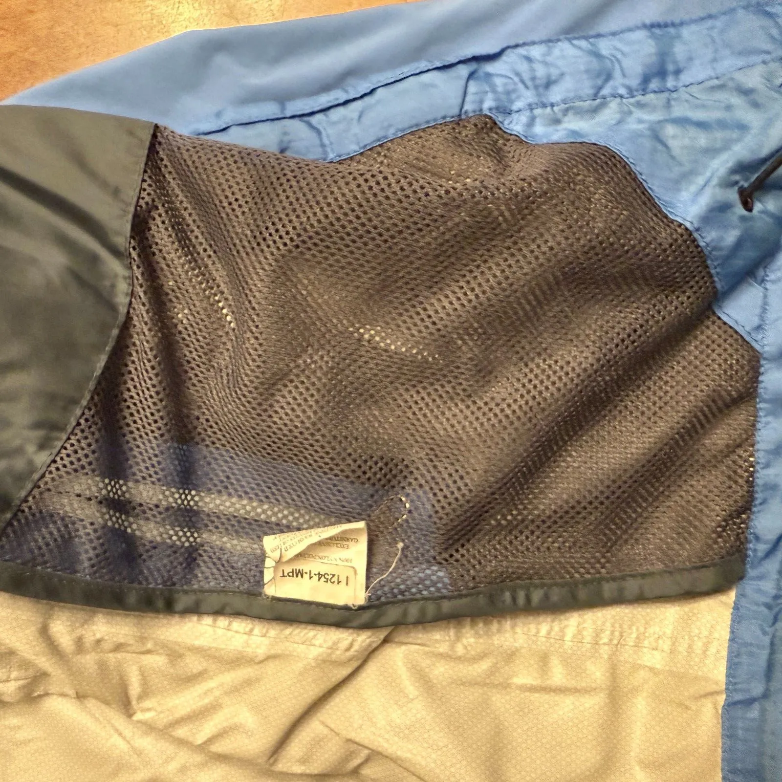 Marmot PreCip Eco Women's Rain Outdoor Snow Jacket Windbreaker Colorblock Size L - Image 6