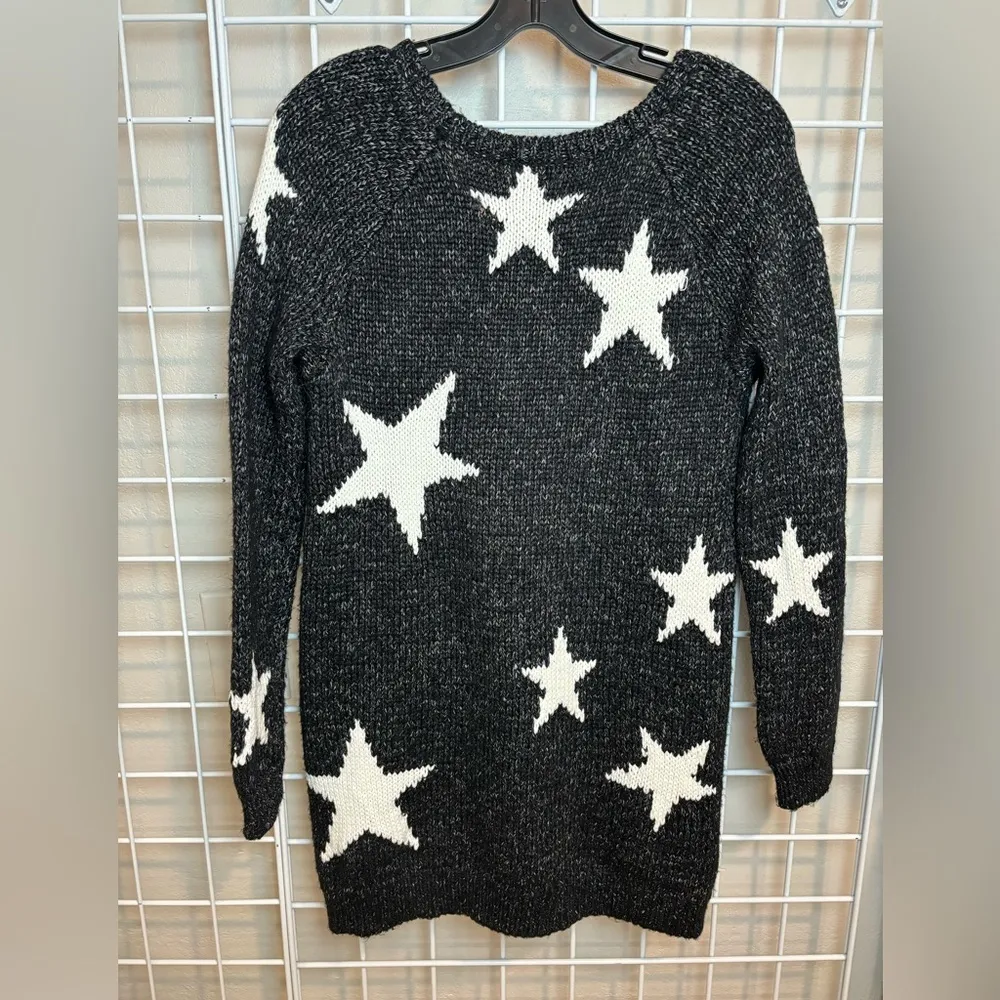 A Pea In The Pod Maternity Long Sleeve Star Print Sweater Size S - Image 3