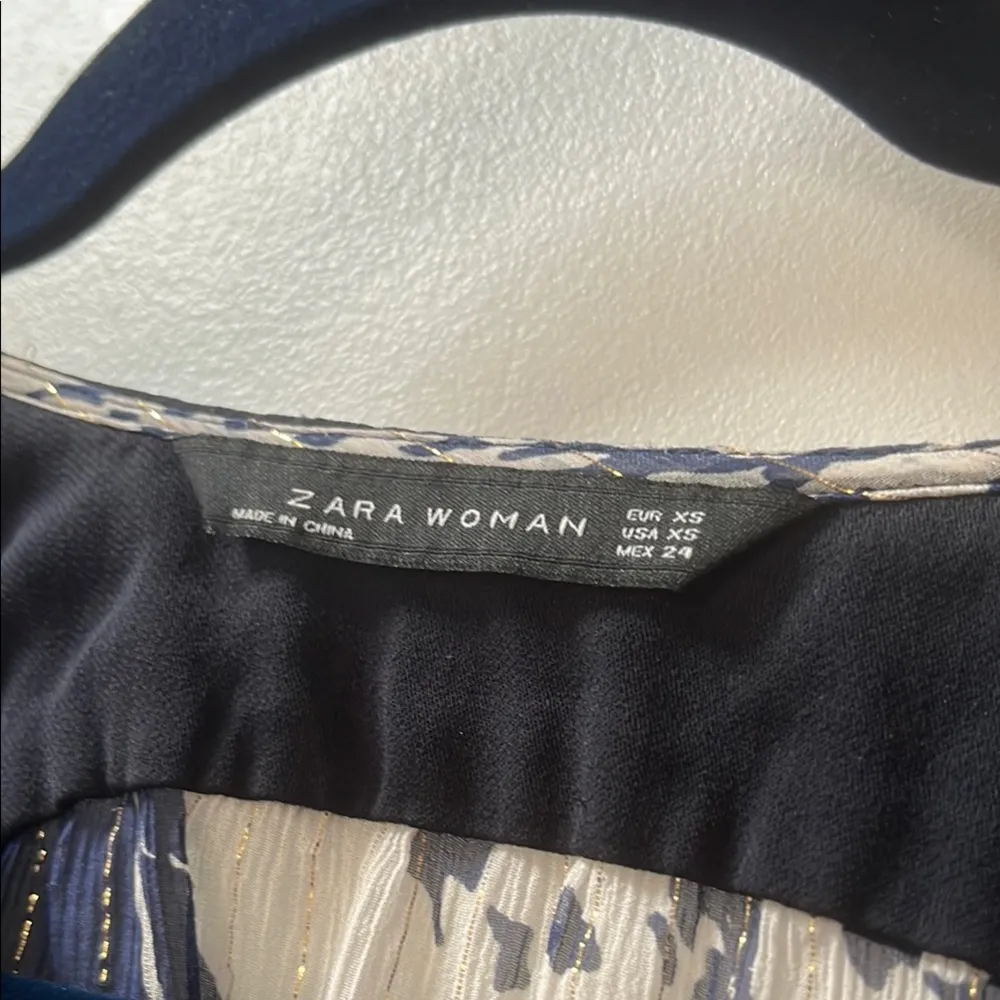 Zara | Sheer Navy White Gold Floral Blouse XS - Image 3