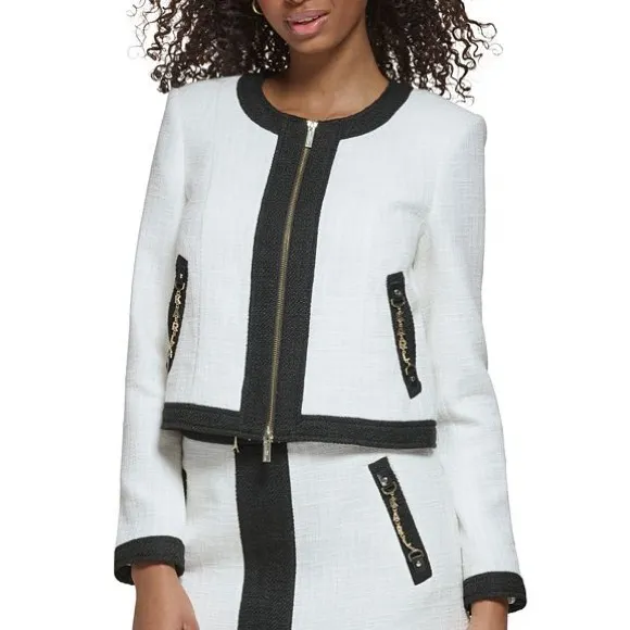 Karl Lagerfeld Paris White Black Colorblocked Tweed Chain Cropped Zip Up Blazer - Image 2