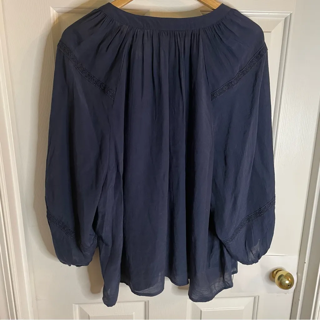 Sharagano Midnight Blue Button Down Blouse With Eyelet Detail Size 2X plus - Image 5